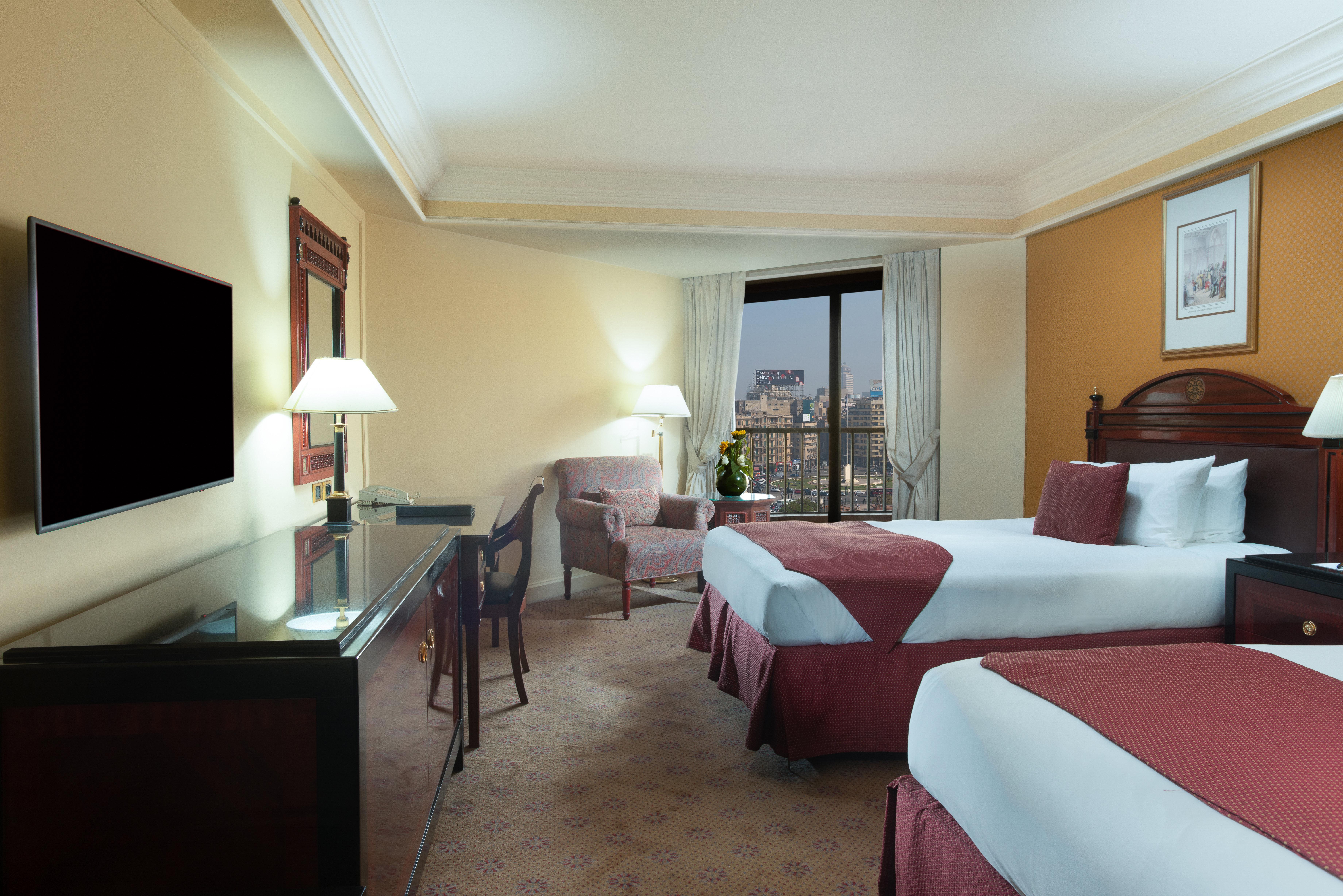 Intercontinental Cairo Semiramis By Ihg Hotel Luaran gambar A guest room at the Hilton San Francisco