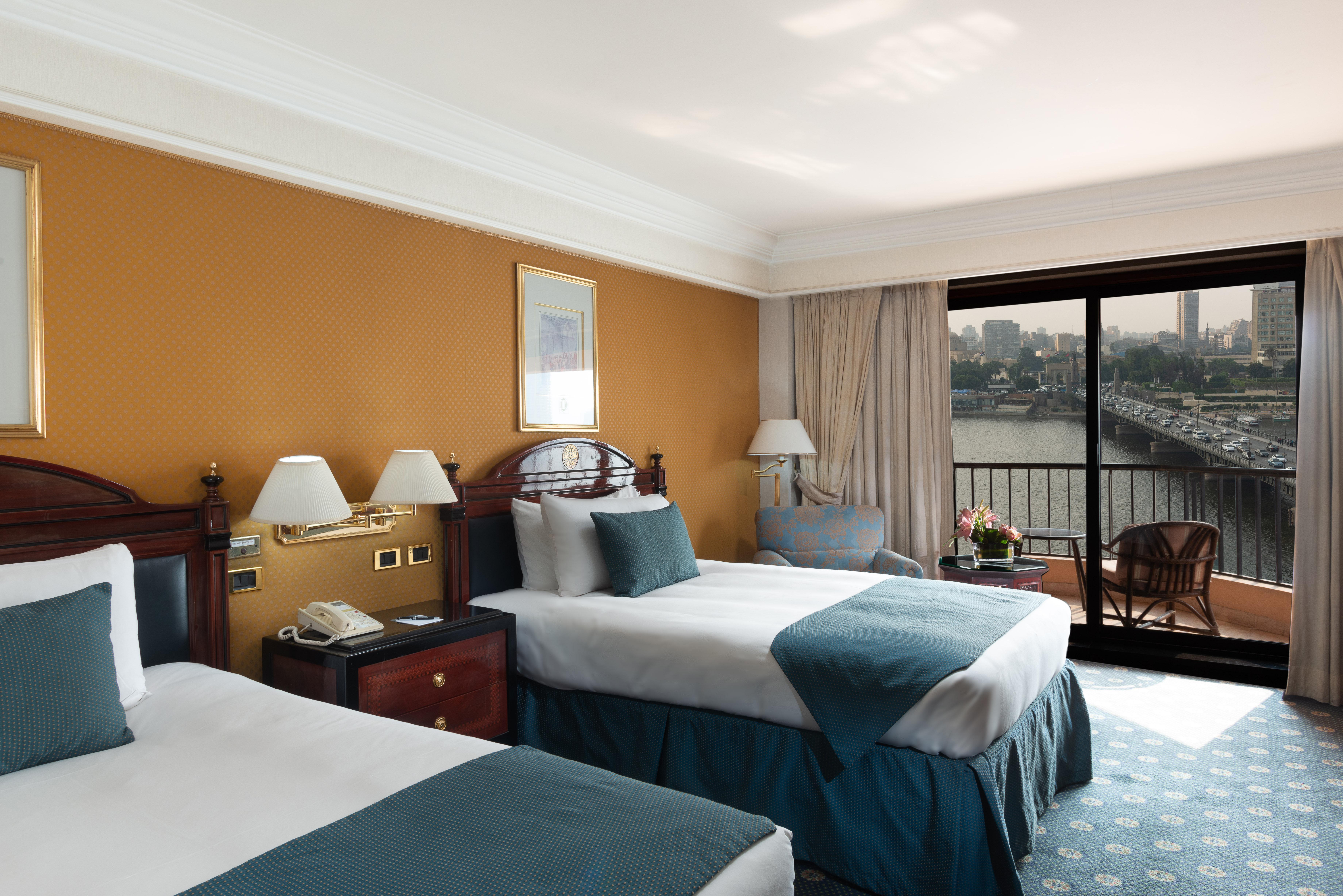 Intercontinental Cairo Semiramis By Ihg Hotel Luaran gambar A room at the InterContinental Santiago
