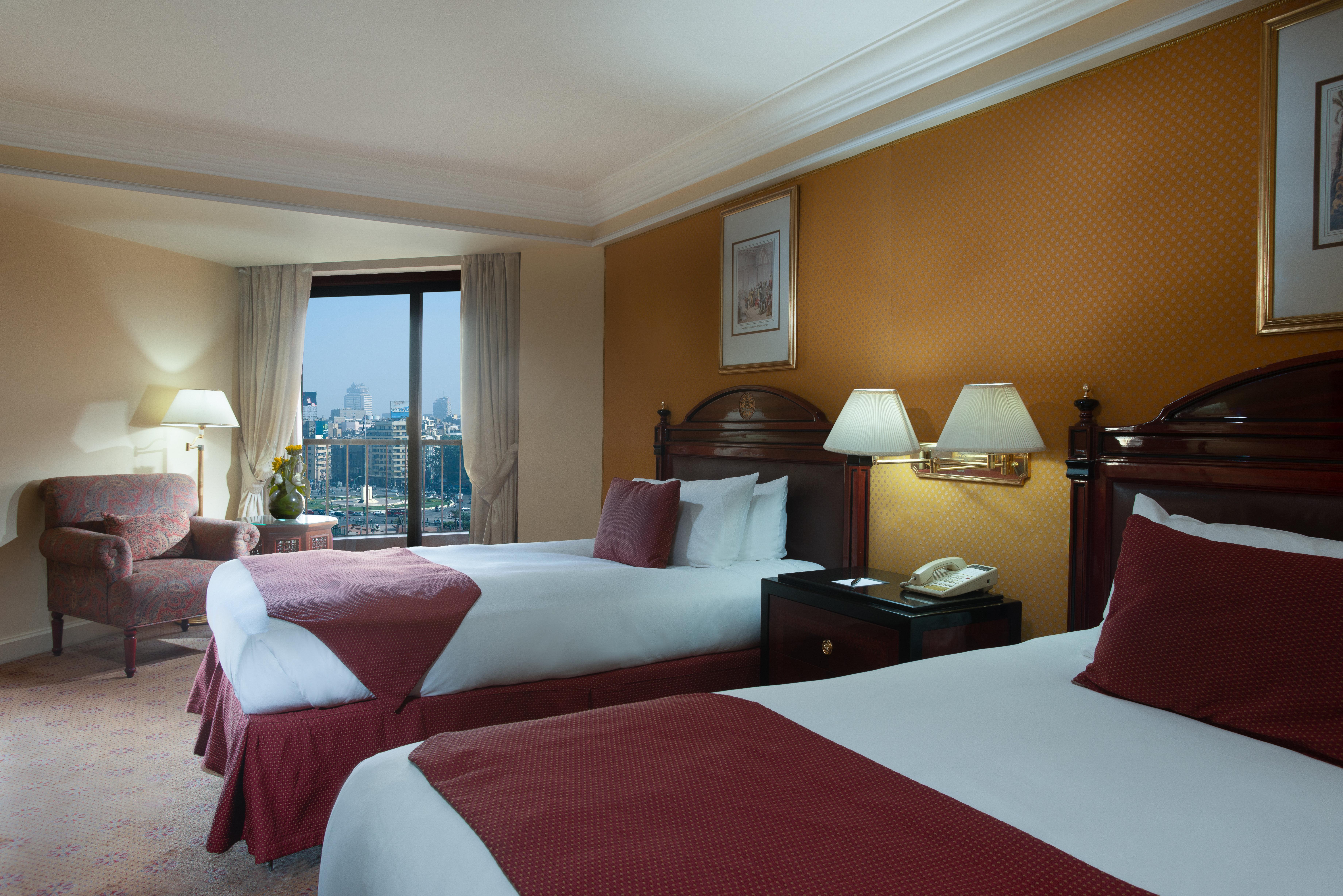Intercontinental Cairo Semiramis By Ihg Hotel Luaran gambar A guest room at the Sheraton San Francisco