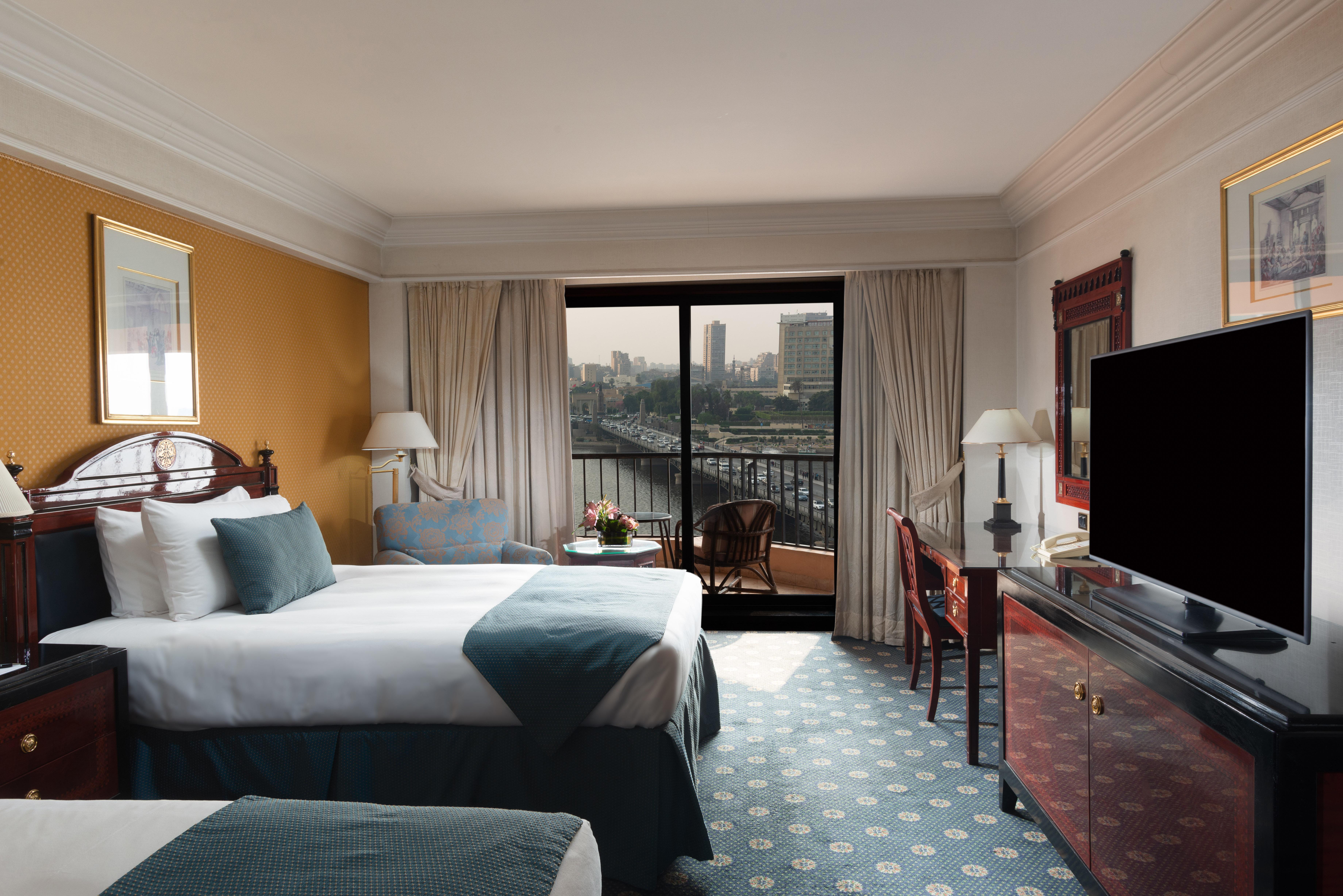 Intercontinental Cairo Semiramis By Ihg Hotel Luaran gambar A guest room at the InterContinental San Francisco