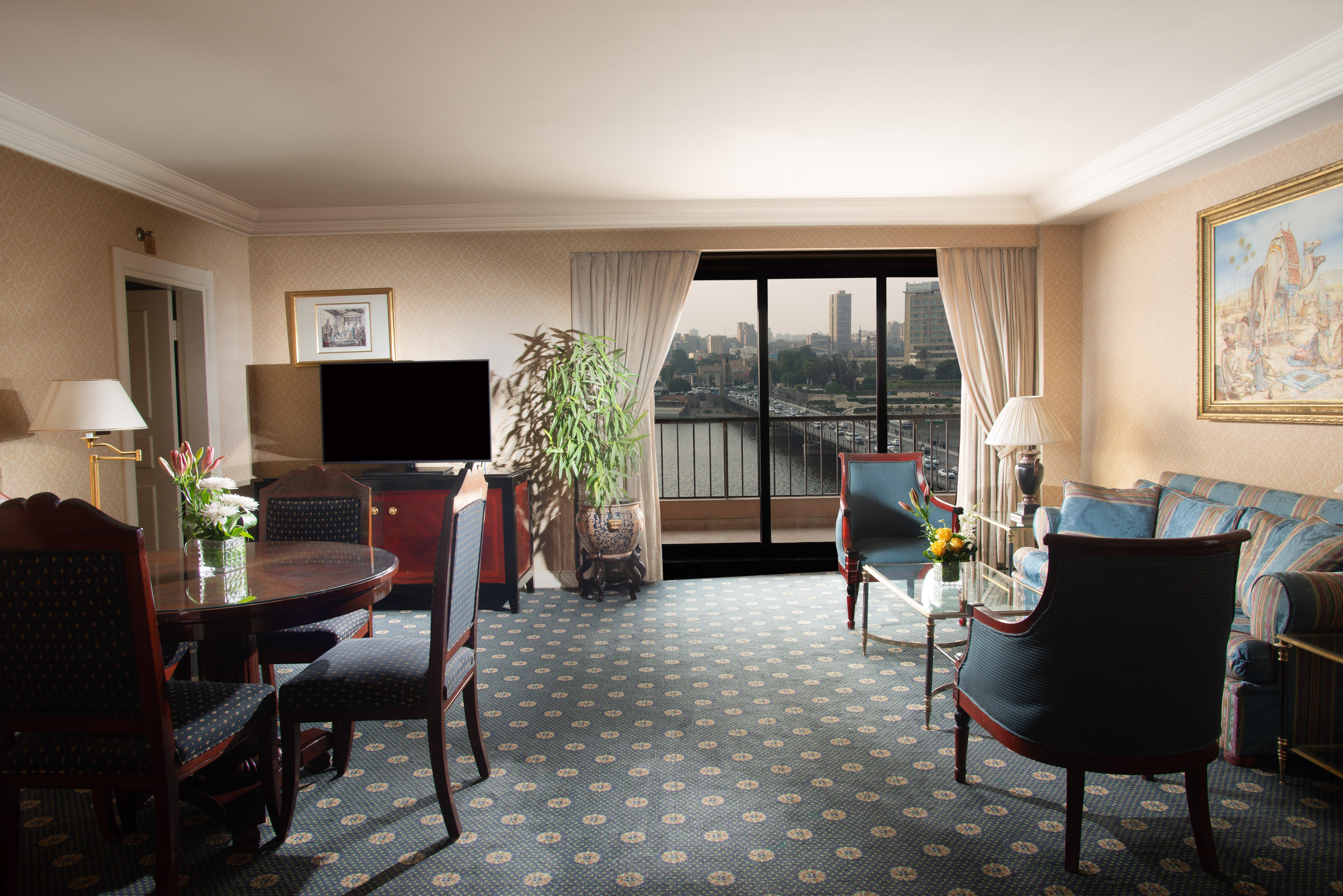 Intercontinental Cairo Semiramis By Ihg Hotel Luaran gambar Suite at the Hilton New York