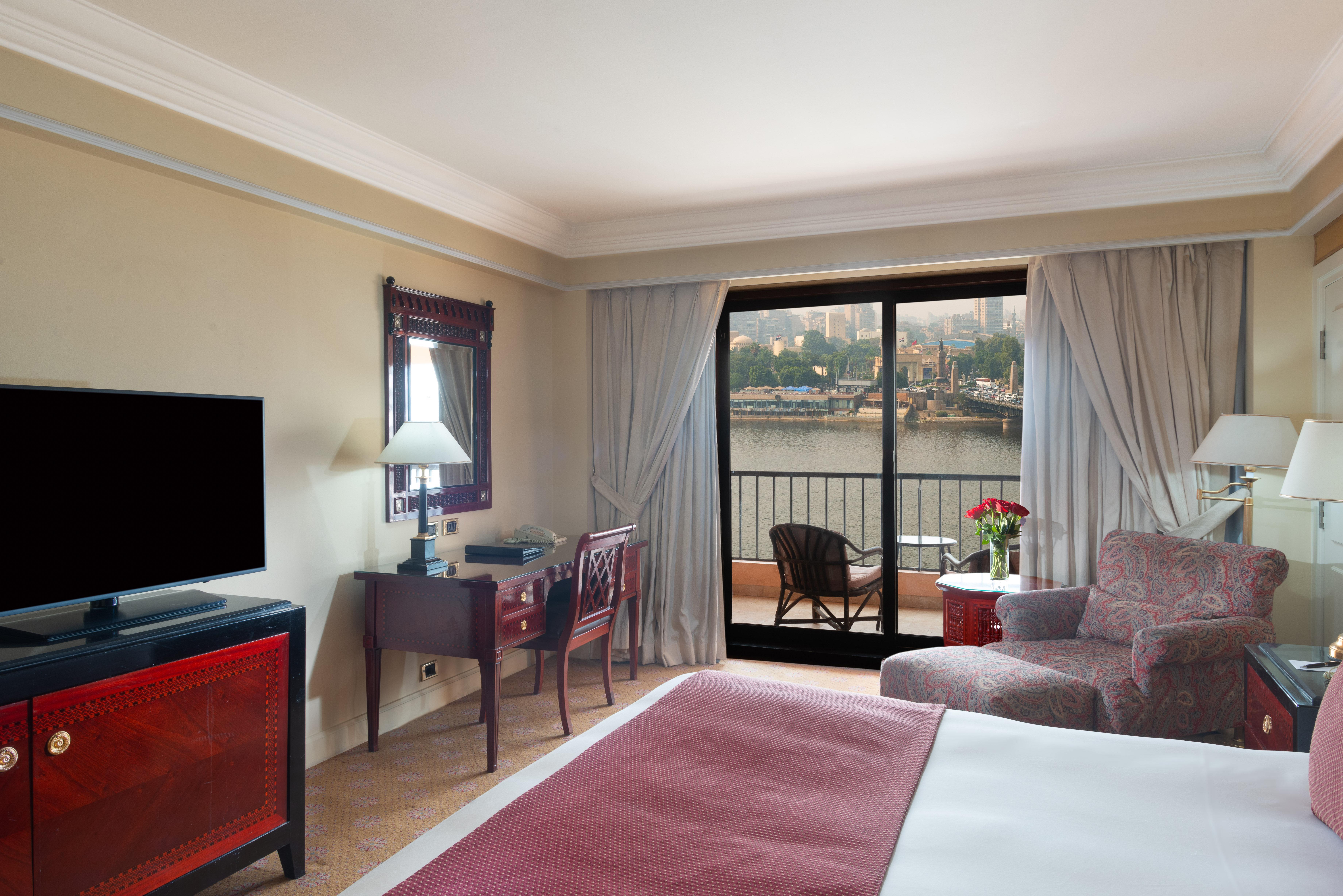 Intercontinental Cairo Semiramis By Ihg Hotel Luaran gambar A room at the Four Seasons Hotel, Cairo
