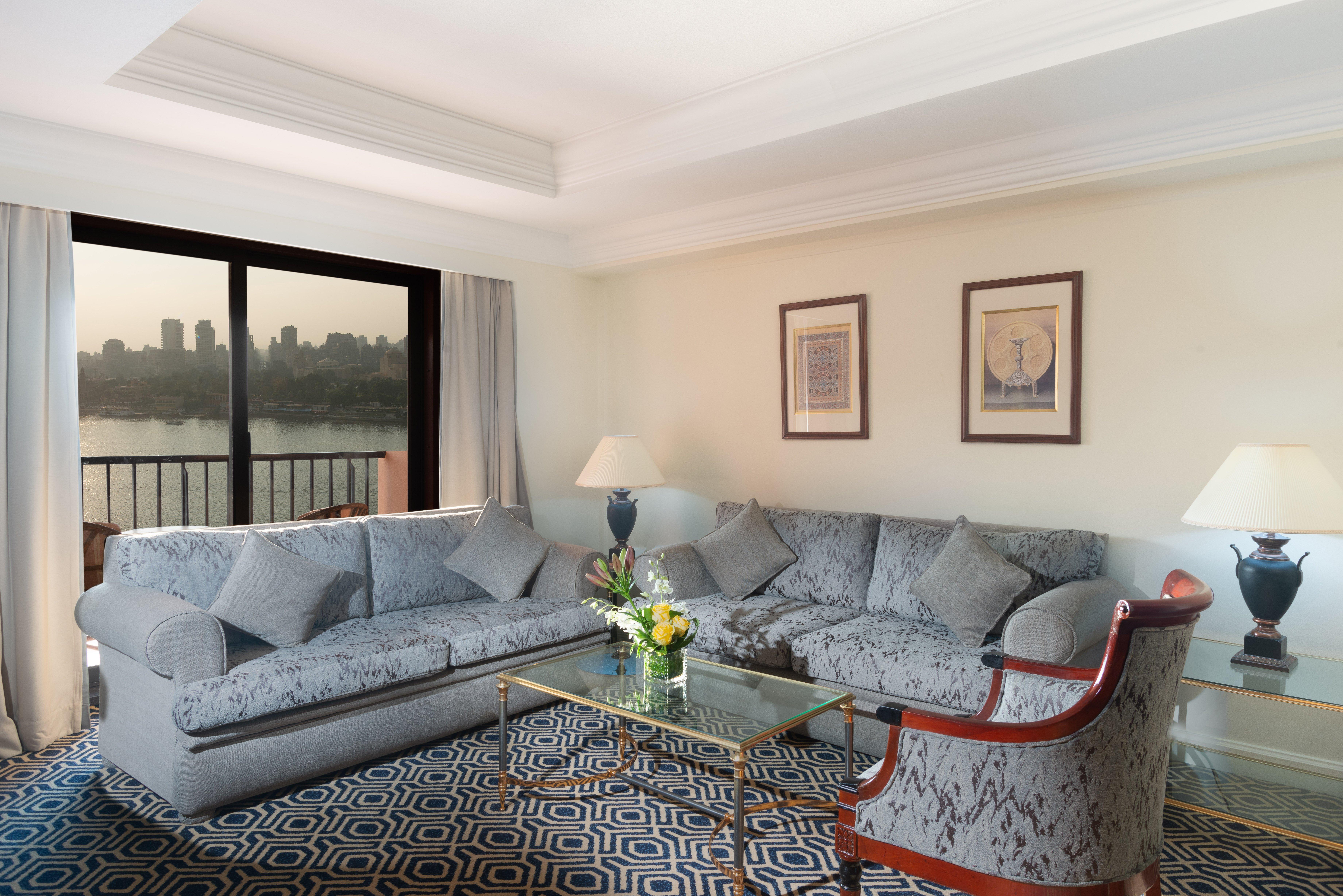 Intercontinental Cairo Semiramis By Ihg Hotel Luaran gambar A living room